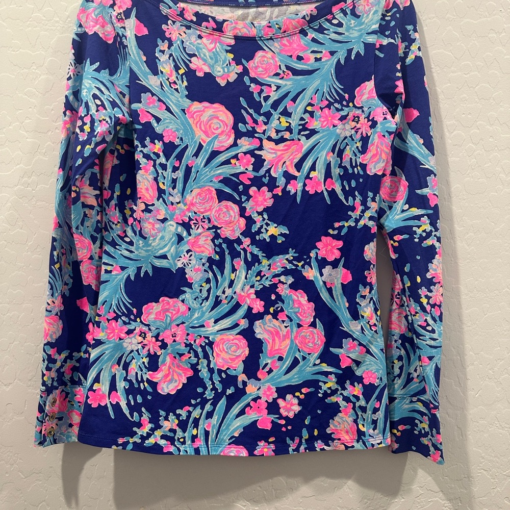 SOLD!!!  Lilly Pulitzer EUC Pink and Blue Floral Blouse